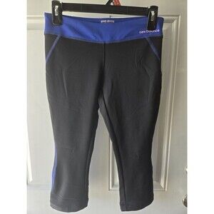 New Balance Womens Size Small Cropped Capri Leggings Black Purple